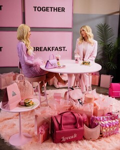 parishilton posts 2024-05-01 02.32 C6ZmTUnyyrw_6_10 441206289_740845778216727_7466173867861120079_n.jpg