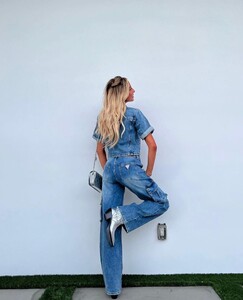 peechygroup posts 2023-04-18 19.37 CrLiWReLQhb_2_2 341899782_141052842270813_4631072877864419182_n.jpg