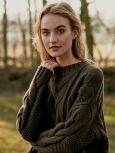 repeat cashmere 2025_10.jpg