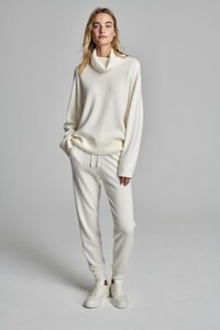 repeat cashmere 2025_176.jpg