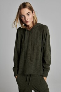 repeat cashmere 2025_186.jpg
