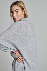 repeat cashmere 2025_217.jpg