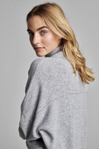repeat cashmere 2025_221.jpg