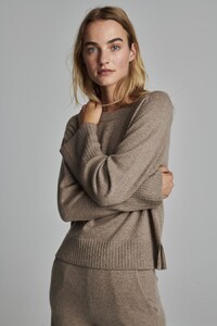 repeat cashmere 2025_90.jpg