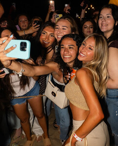 sipmargs posts 2025-06-12 01.41 DKxgFq7xLPf_1_10 505489780_18068492606506809_5867227638332822125_n.jpg