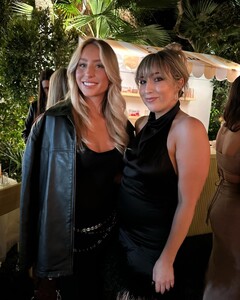 stephaniepernas posts 2023-03-29 19.18 CqYARpgrHi9_3_7 338438622_123911227240685_2909183801120056170_n.jpg