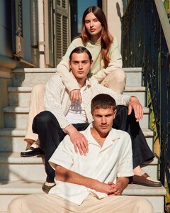 suprememgmtmilan_3657660922034624323's2025-8-2-16.32.73 story.jpg