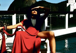 vogue bz 08-2025_4.jpg