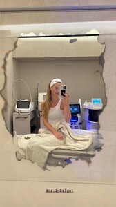 [2025.09.01] barrefaeli_3711998742569212628.jpg