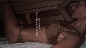 [2025.09.03] katelove_3713870315463242630.jpg