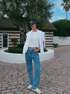 [2025.09.08] sofiaresing_543687603_18527579425031551_7721707678444317137_n.jpg