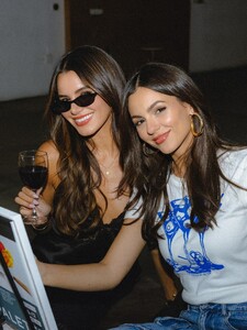 [2025.09.08] victoriajustice_544065644_18617600473006824_4656165228685046015_n.jpg