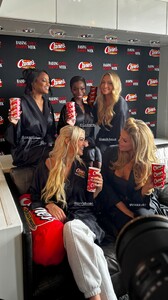 [2025.09.10] livvydunne-giovanni.lamonte_3718627428420884740.jpg