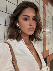 [2025.09.11] msgigiparis_546413757_18522079777007726_2988674579825220237_n.jpg