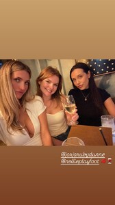 [2025.09.12] lindsaydemyan_3720007874254092594.jpg