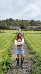 [2025.09.13] rachelc00k_3720770041324395886.jpg