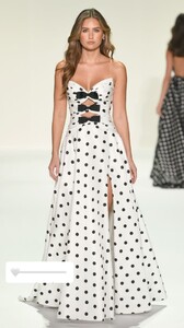 [2025.09.16] sherrihill_3723262446438828626.jpg