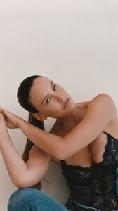 [2025.09.17] barrefaeli_3723841679108117155.jpg