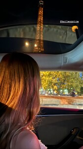 [2025.09.18] haileygrice_3724619727046867426.jpg