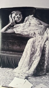 [2025.09.19] carlydame_3724359215218582994.jpg