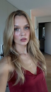 [2025.09.19] josephineskriver_3725217025498408847.jpg