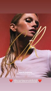 [2025.09.19] stellamaxwell_3725223448101753478.jpg