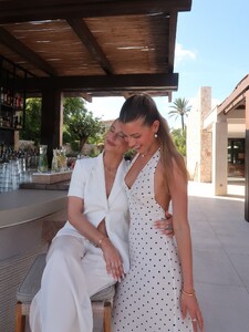 [2025.09.20] scarlett.mayer__552273424_18525934249016169_1238072187391406937_n.jpg