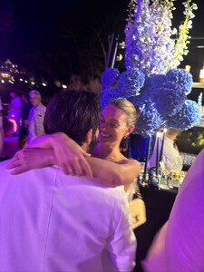 [2025.09.22] carolinelowe_553150809_18523421671054144_655348536876346379_n.jpg