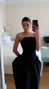 [2025.09.22] kelseymerritt_3727546084047895748.jpg