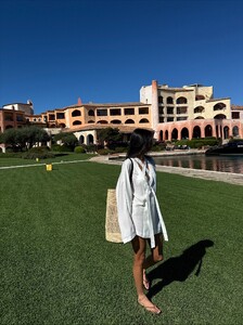 [2025.09.22] kelseymerritt_552891610_18534184243039208_8888992211681879969_n.jpg