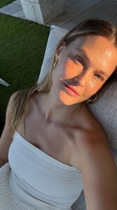 [2025.09.23] barrefaeli_3727984003241273909.jpg