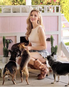 [2025.09.24] 552635453_1357566945730424_3881132090137188203_n.jpg