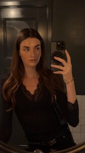 [2025.09.24] celinebethmann_3729075467787077493.jpg