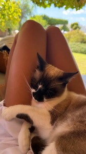 [2025.09.25] msgigiparis_3729454555877685709.jpg