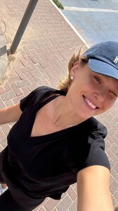 [2025.09.26] barrefaeli_3730075724909387075.jpg