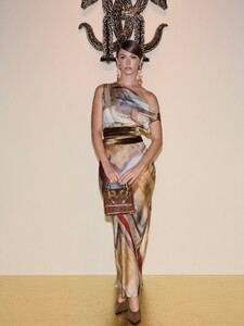 [2025.09.26] carmellarose_553217593_18536049046035727_3254516017216890011_n.jpg