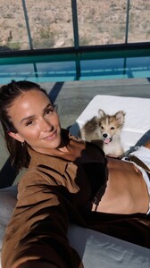 [2025.09.26] helenowen_3730364660966371906.jpg