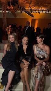 [2025.09.27] carmellarose_3731374240567311156.jpg