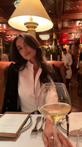 [2025.09.27] kelseymerritt_3730999924000409440.jpg