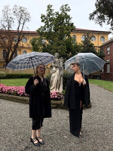 [2025.09.28] carmellarose_554772864_18536485702035727_1987680131333647797_n.jpg