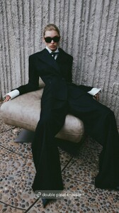 [2025.09.28] helsastudio_3731907807852774428.jpg