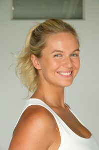 Anja W._1754403705-f6c88824c6af3fa91d88e714a78f9ff2.jpg