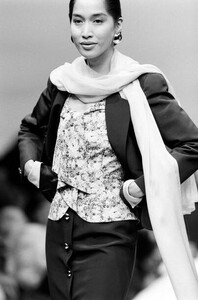 AnnaB-MilaSchonSpring-1990-CoutureCollection  (2).jpg