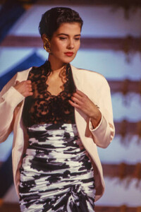 CCordula-Lecoanet Hemant  - Haute Couture FallWinter 1993-1994   (4).jpg