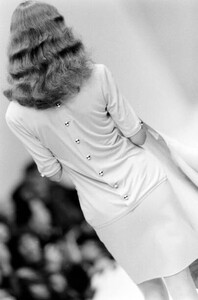 CGall-MilaSchonSpring-1990-CoutureCollection  (3).jpg