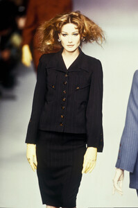 Chloe 1995 Women RTW 2.jpg