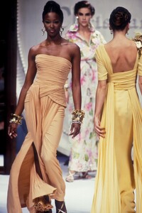 Christian Dior 1992 Haute Couture 110.jpg