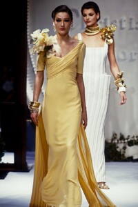 Christian Dior 1992 Haute Couture 9.jpg