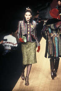 Christian Lacroix 1995 Women RTW 9.jpg