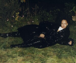 Dazed Winter 2017 - 8 (1).jpg